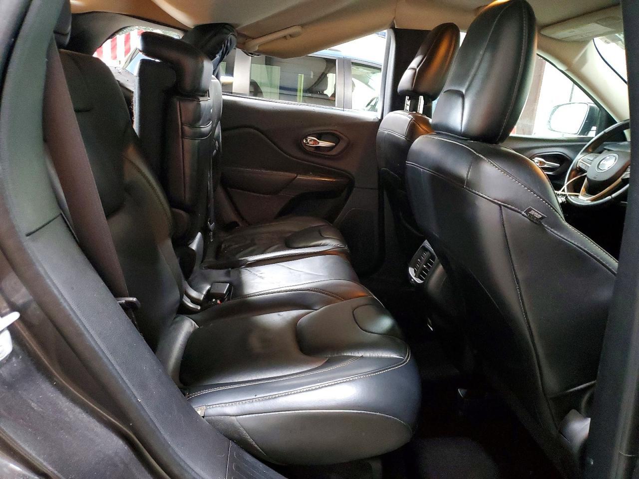 2016 JEEP CHEROKEE