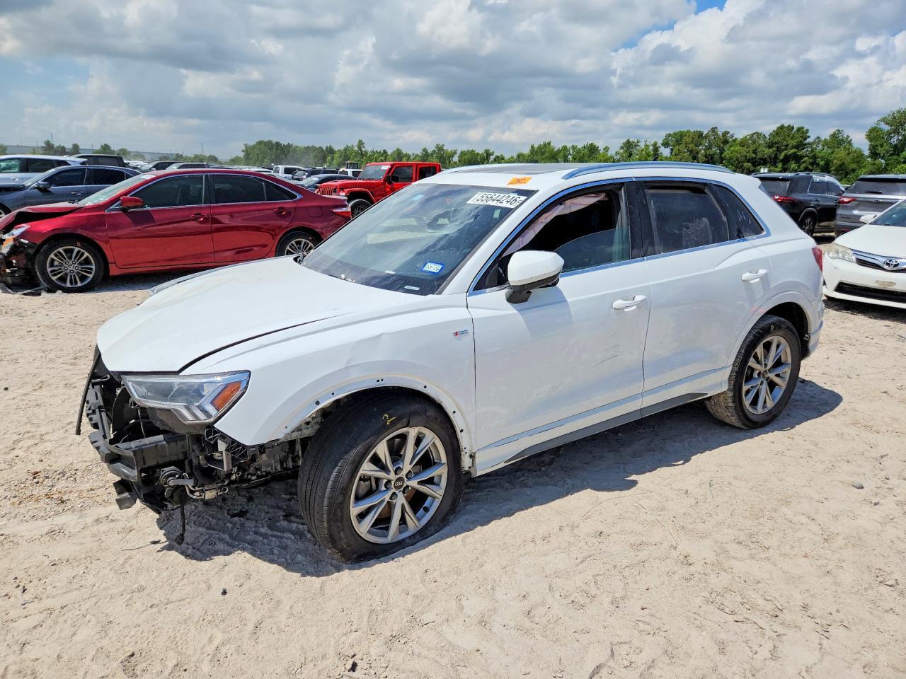 2023 AUDI Q3