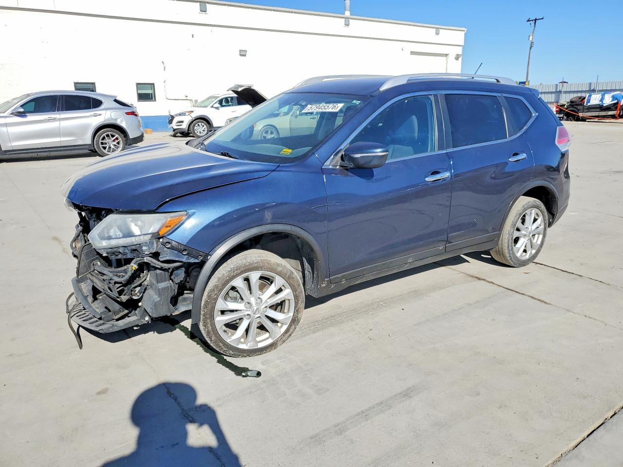 2015 NISSAN ROGUE