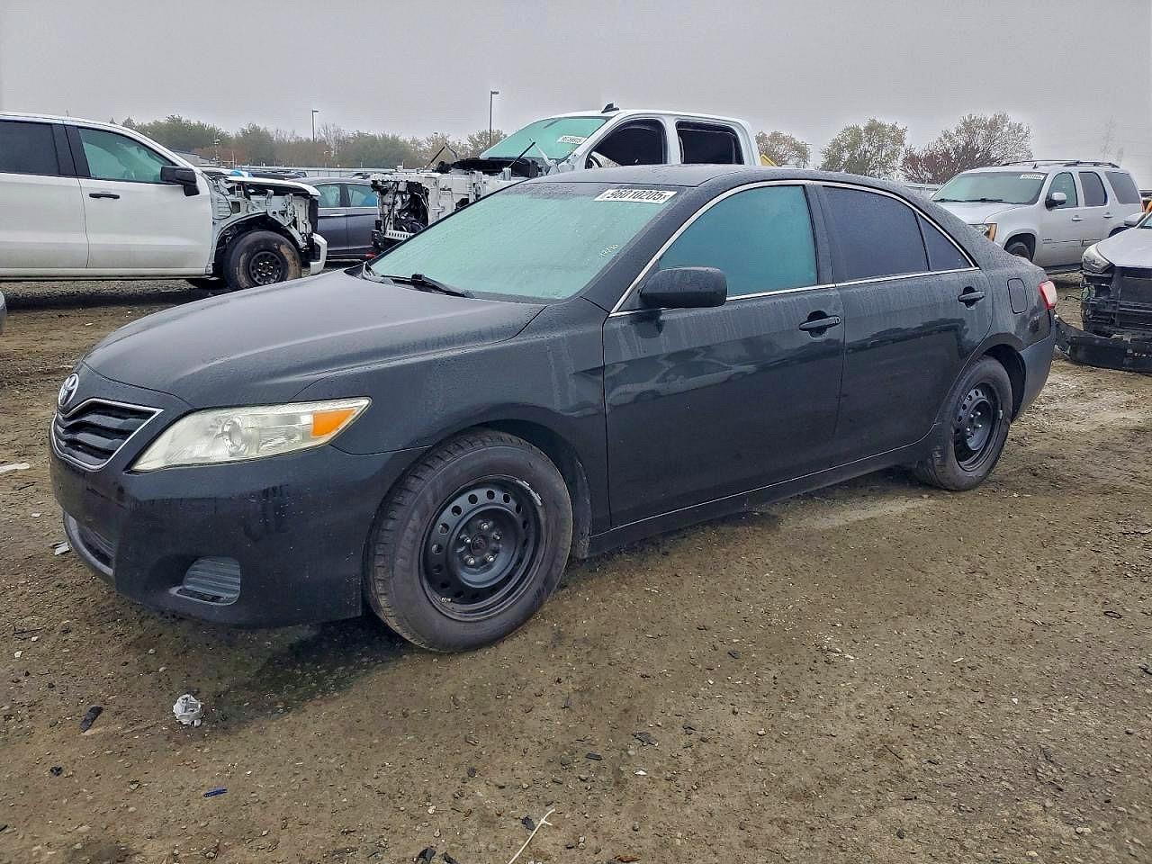 2011 TOYOTA CAMRY