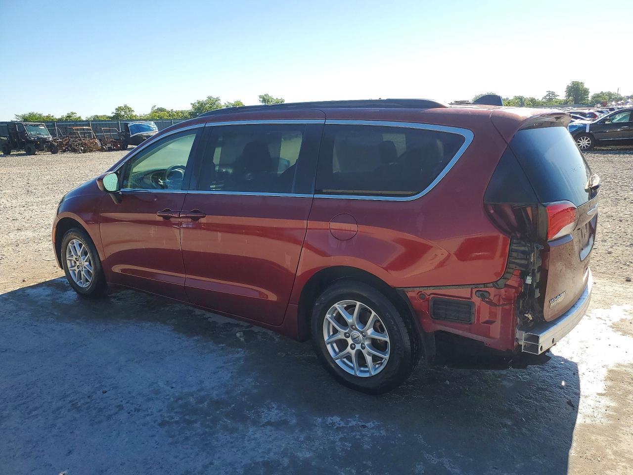 2021 CHRYSLER Voyager
