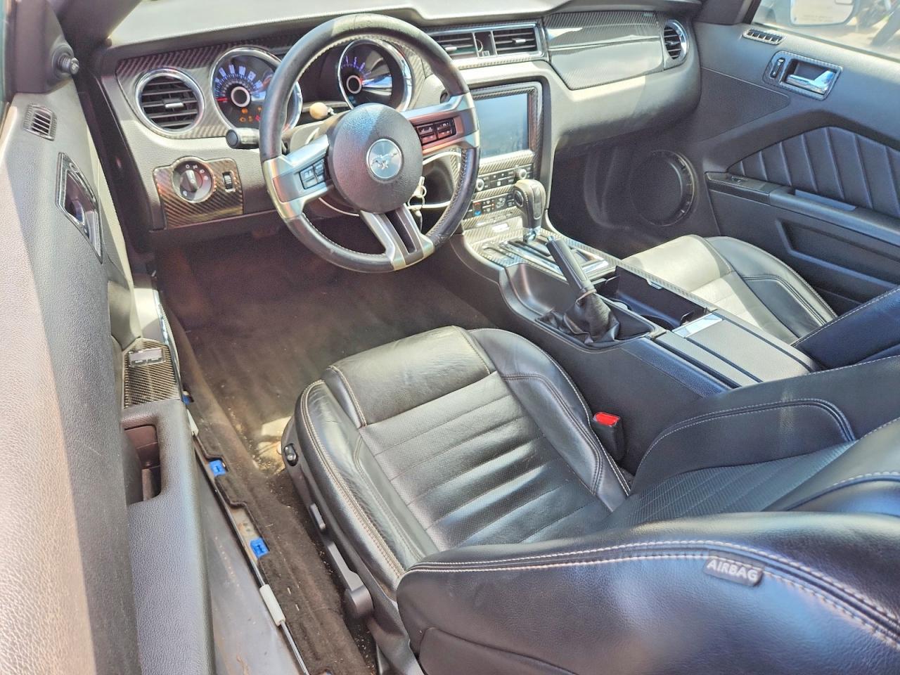 2013 FORD MUSTANG