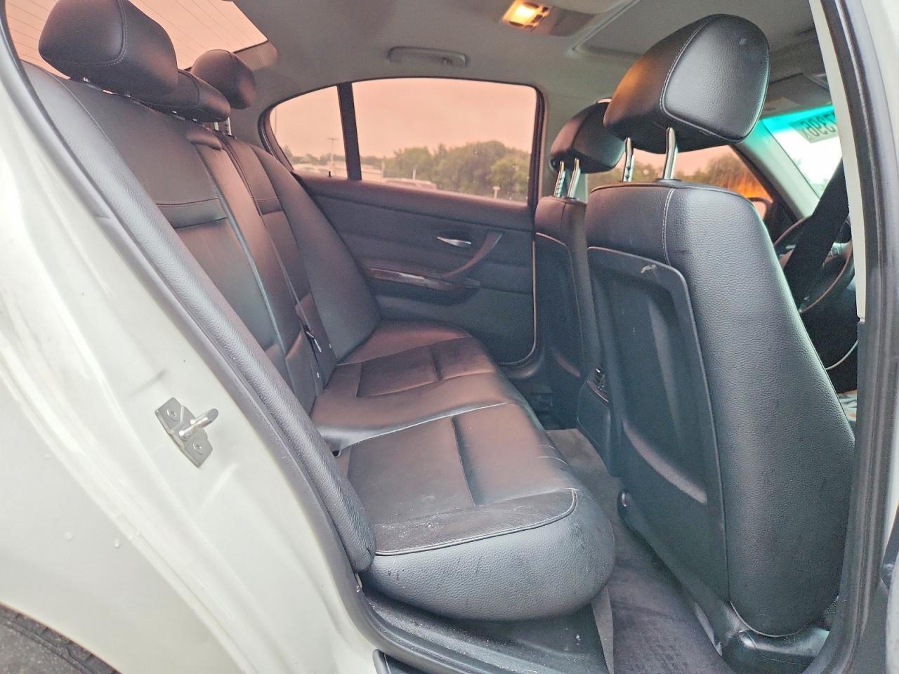 2011 BMW 3 SERIES