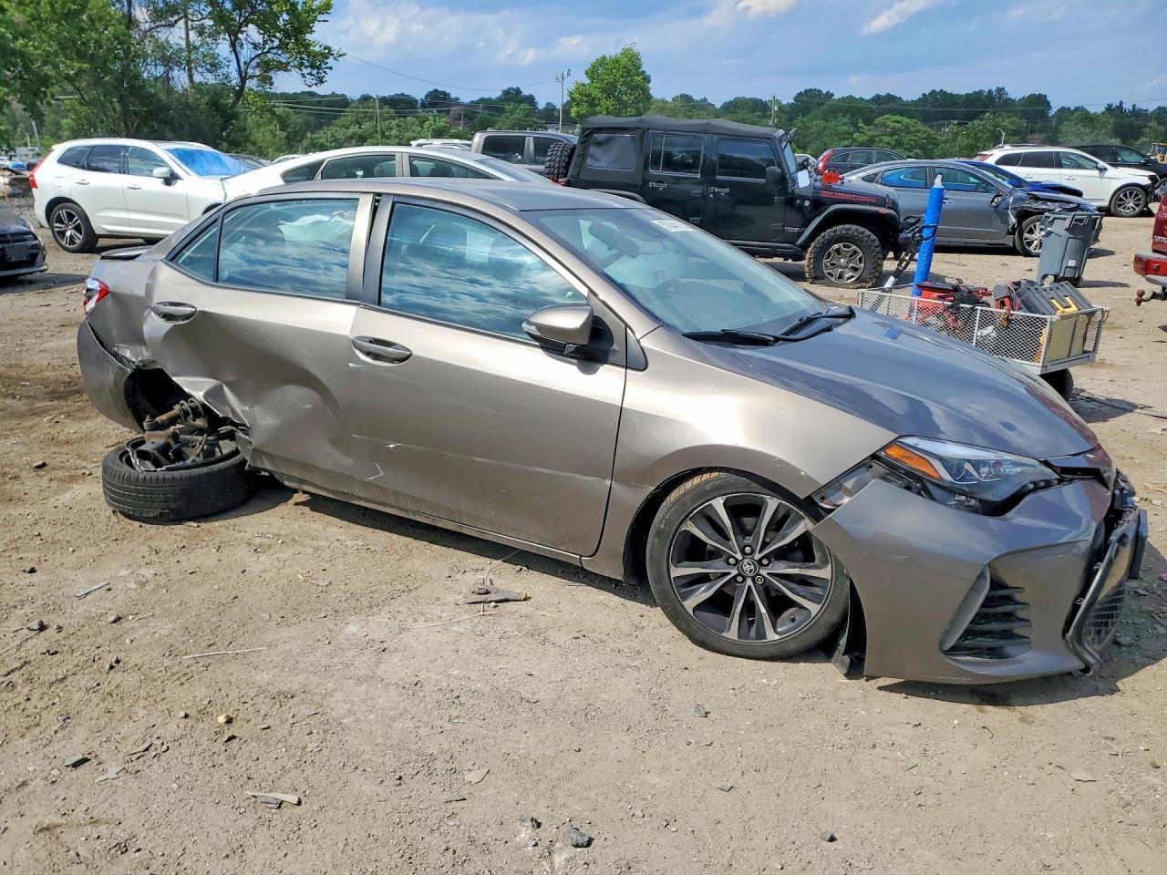2017 TOYOTA COROLLA
