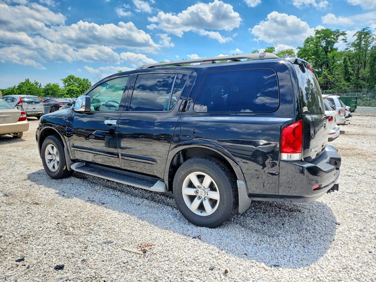 2013 NISSAN Armada