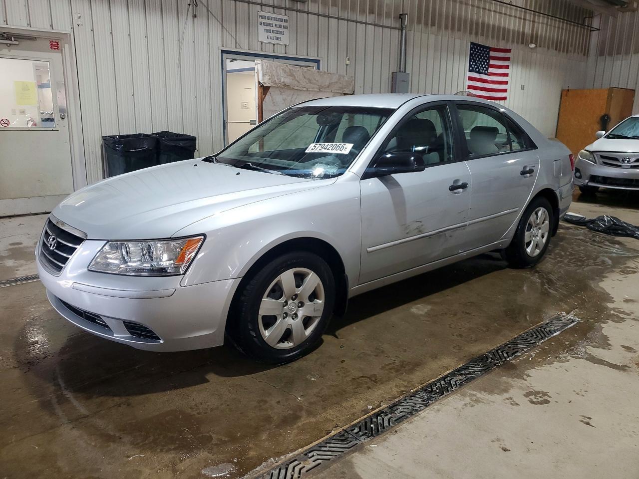 2010 HYUNDAI SONATA
