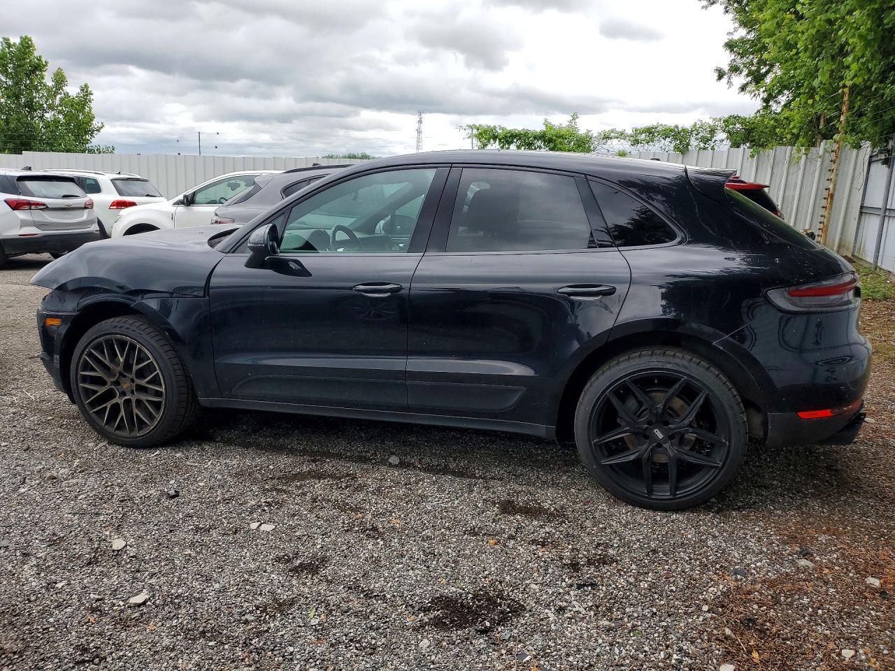 2019 PORSCHE Macan