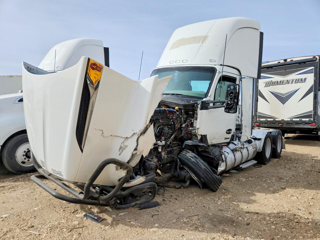 2023 KENWORTH T680