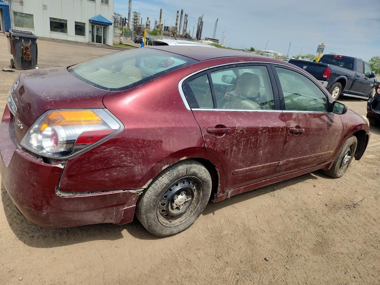 2010 NISSAN ALTIMA