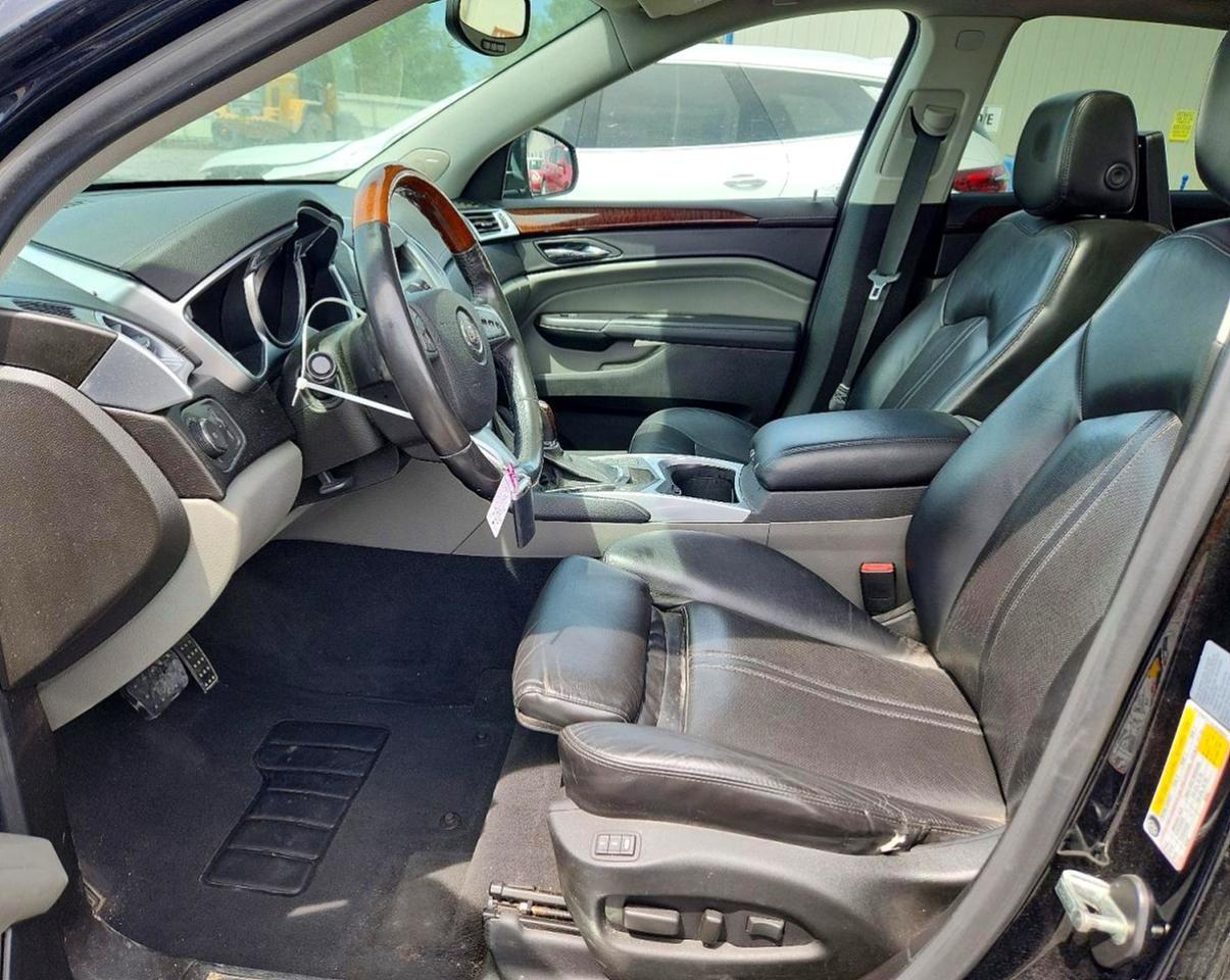 2010 CADILLAC SRX