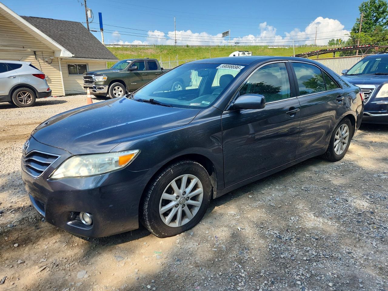 2010 TOYOTA CAMRY