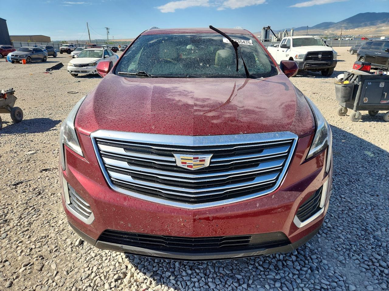2017 CADILLAC XT5