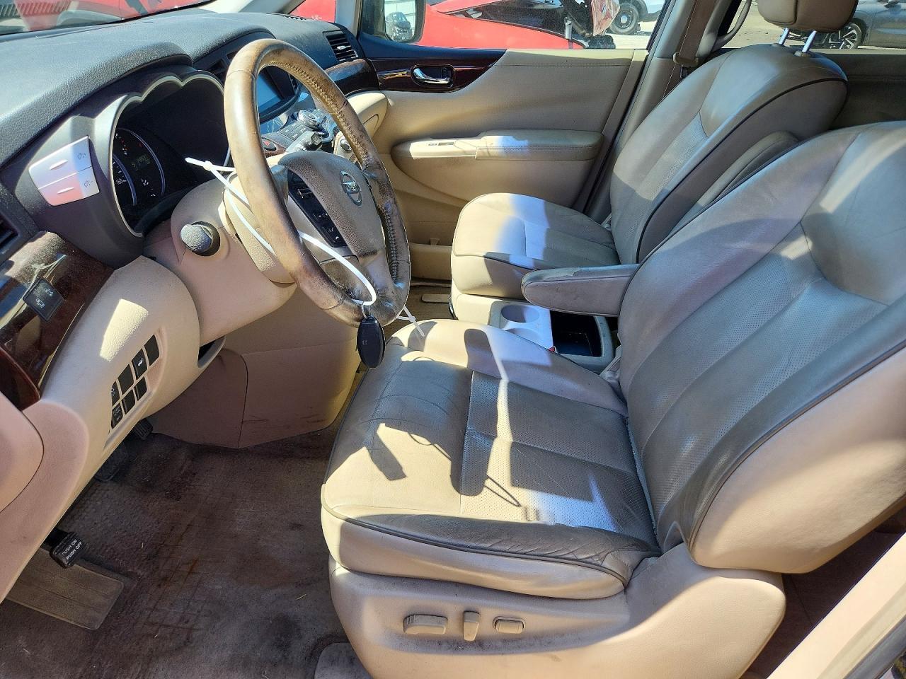 2011 NISSAN Quest