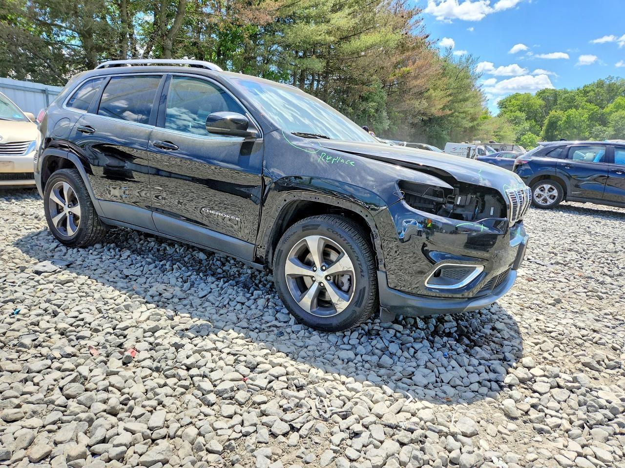 2019 JEEP CHEROKEE