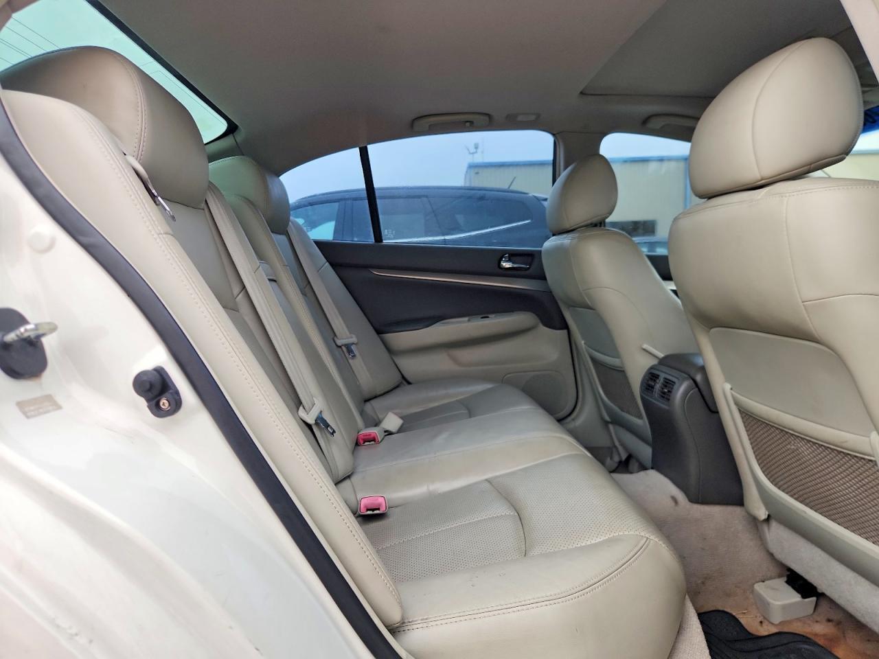 2012 INFINITI G25