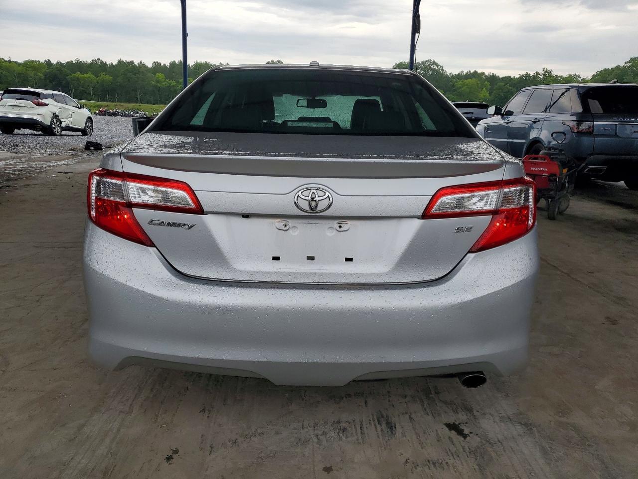 2013 TOYOTA CAMRY