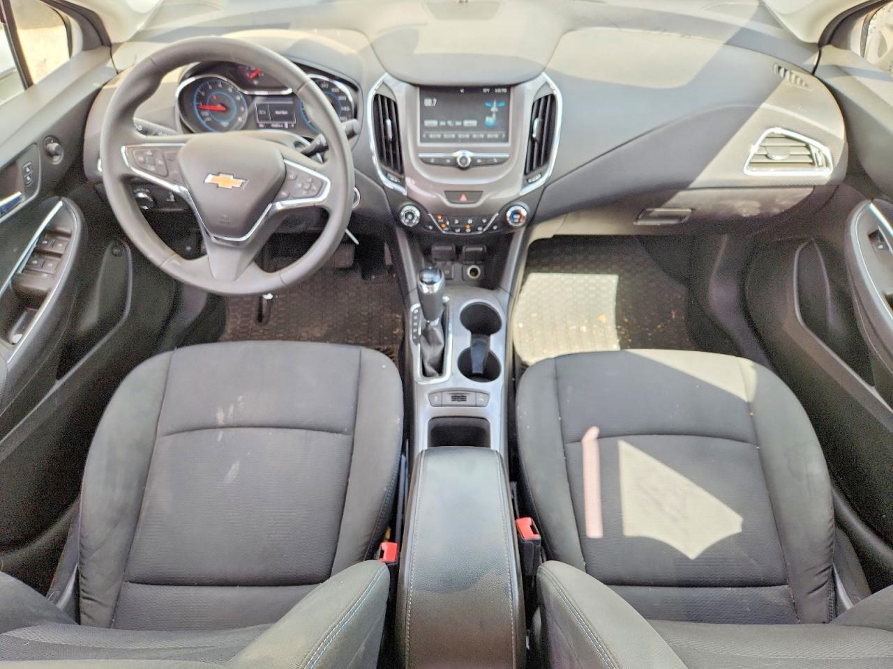2016 CHEVROLET CRUZE