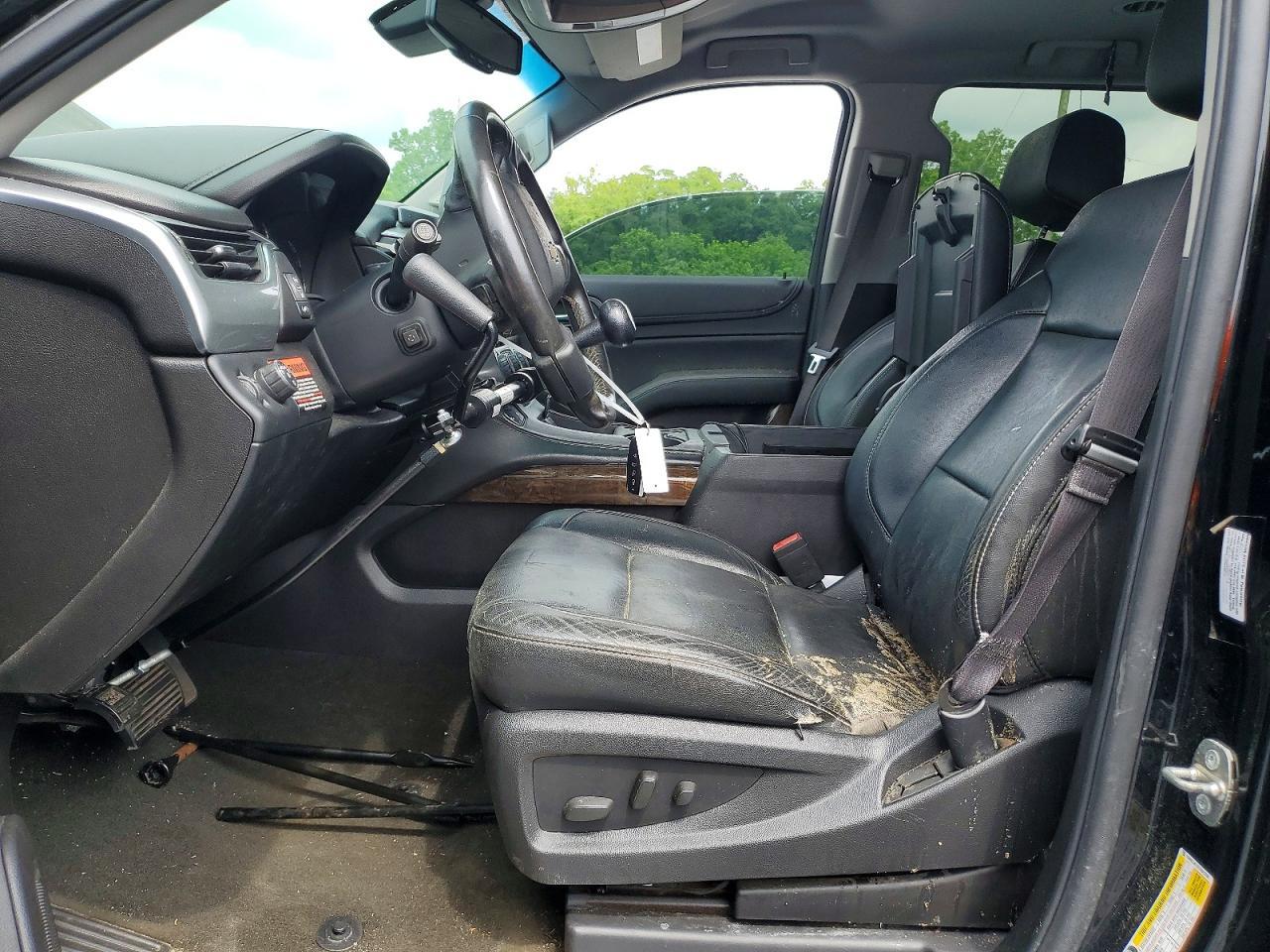 2015 CHEVROLET Suburban