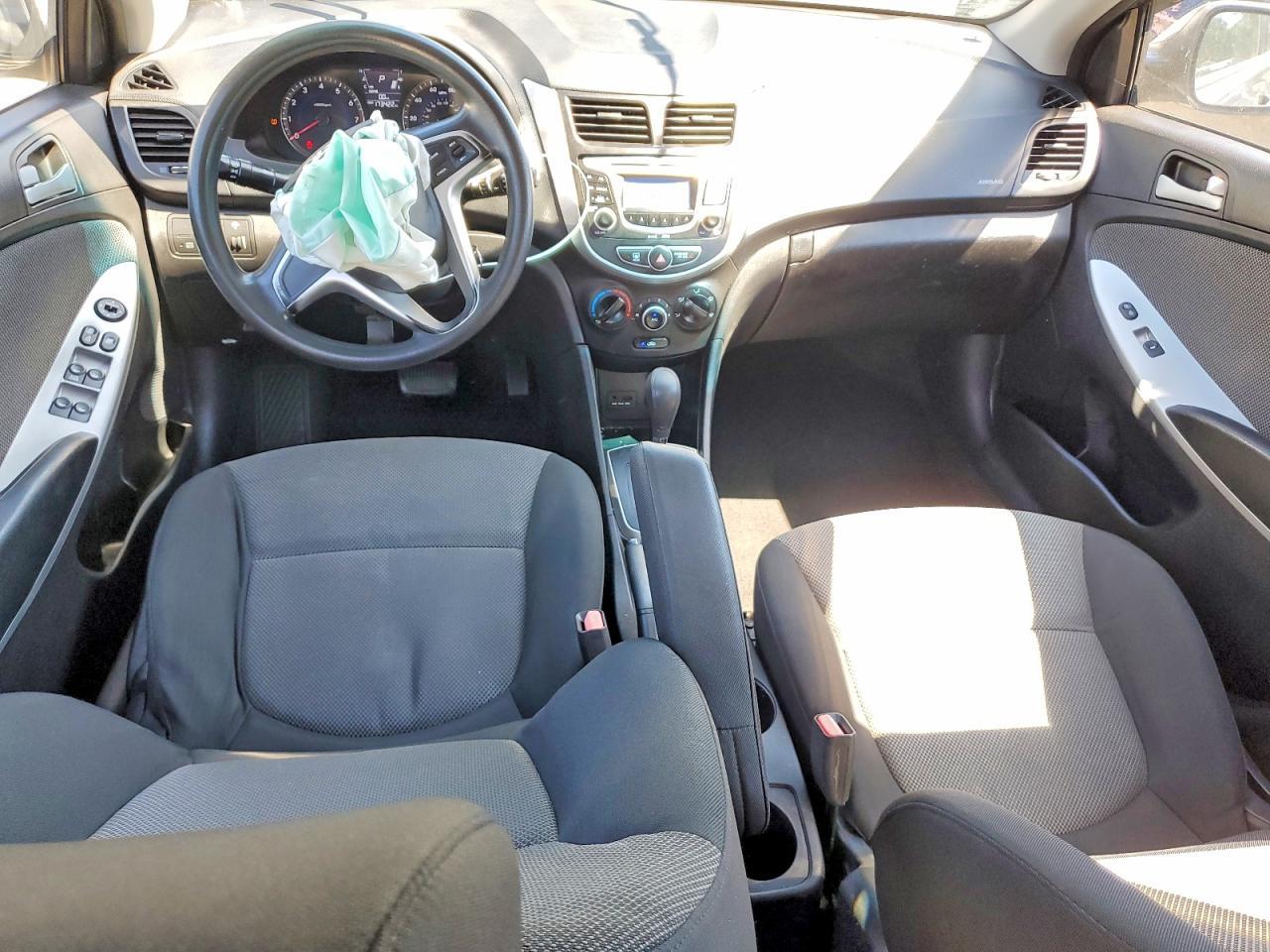 2013 HYUNDAI ACCENT