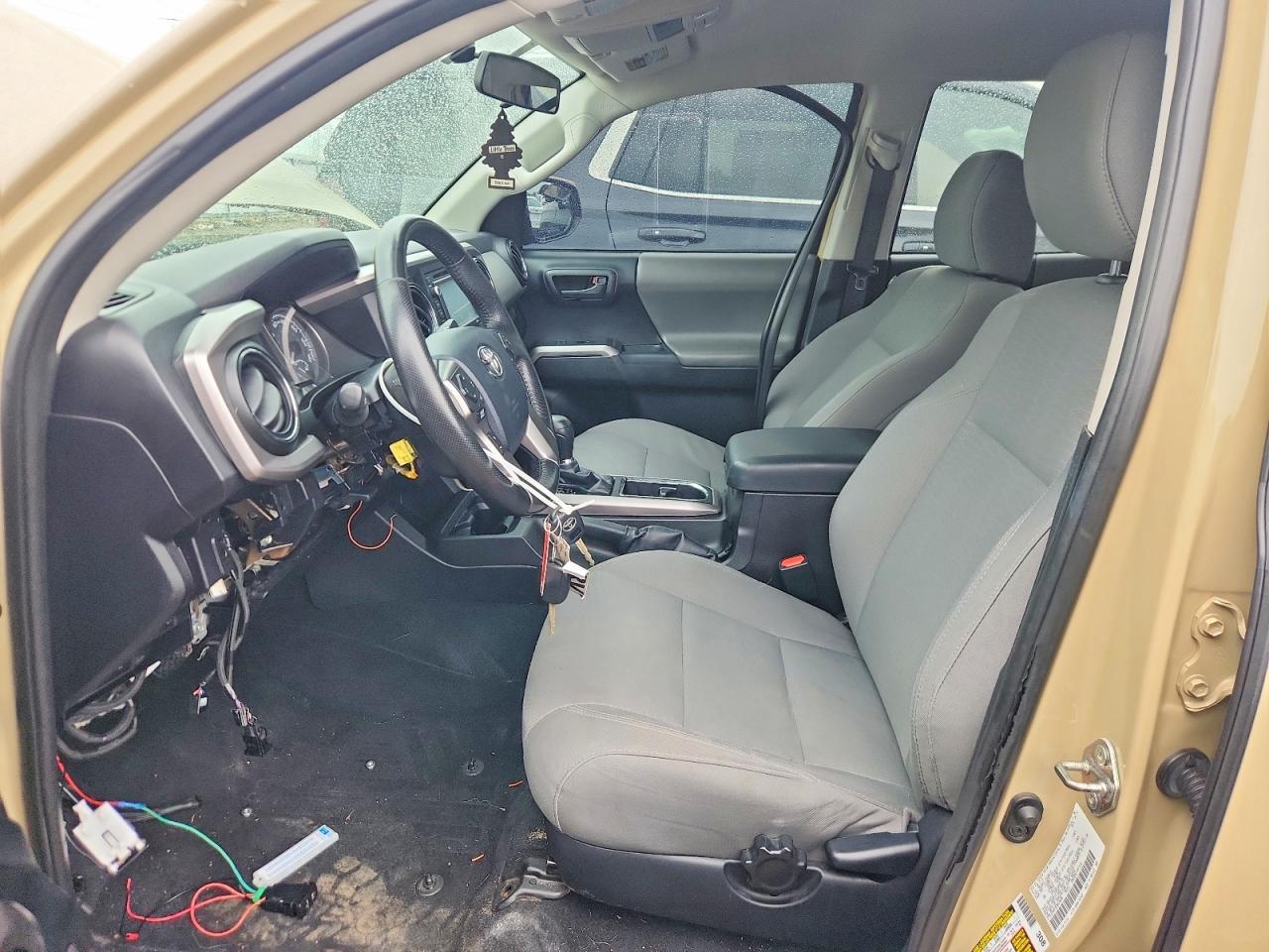 2016 TOYOTA TACOMA