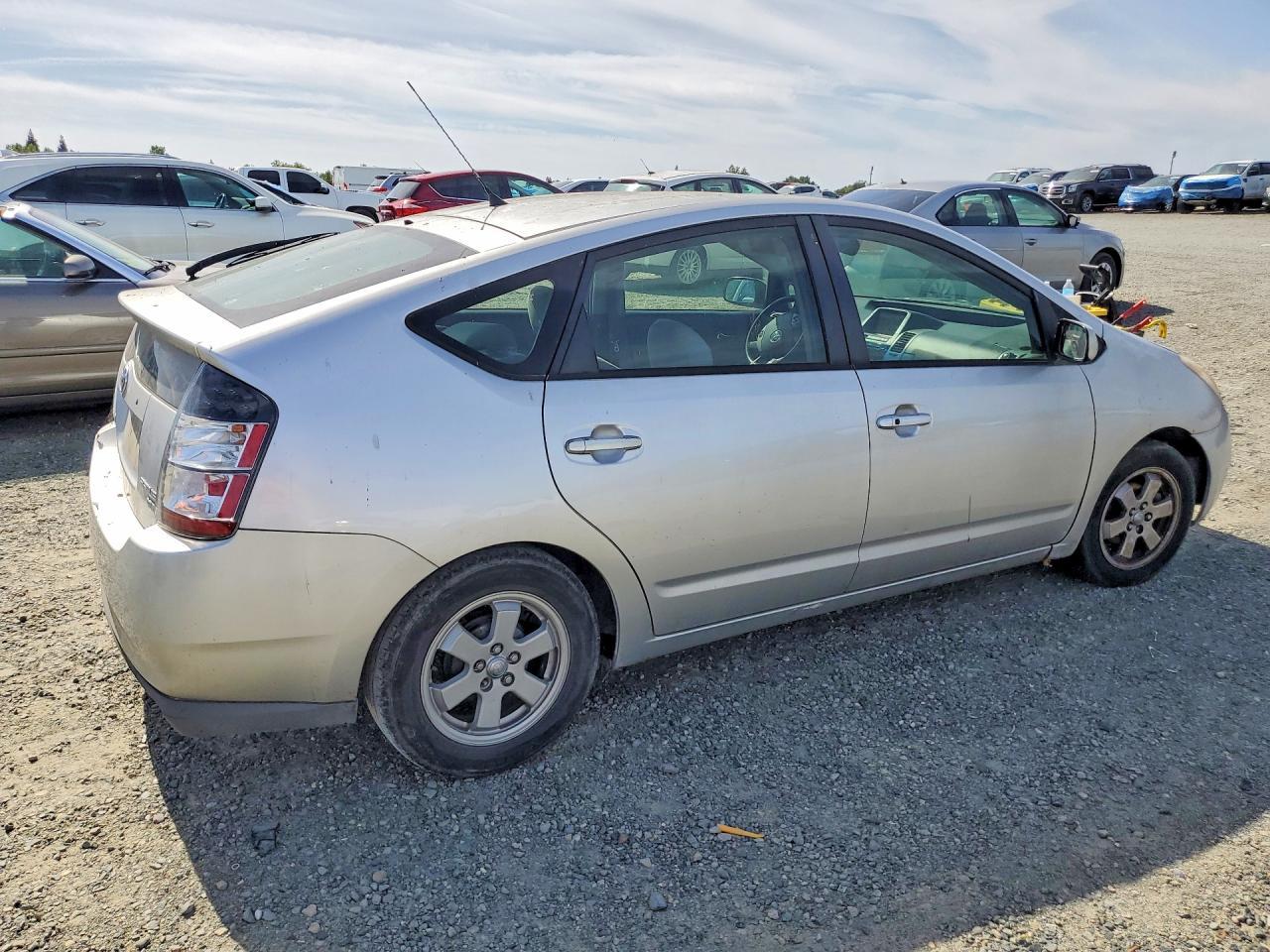 2005 TOYOTA PRIUS