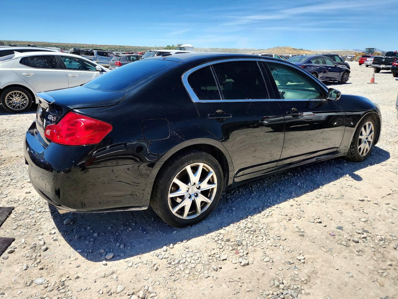 2012 INFINITI G37