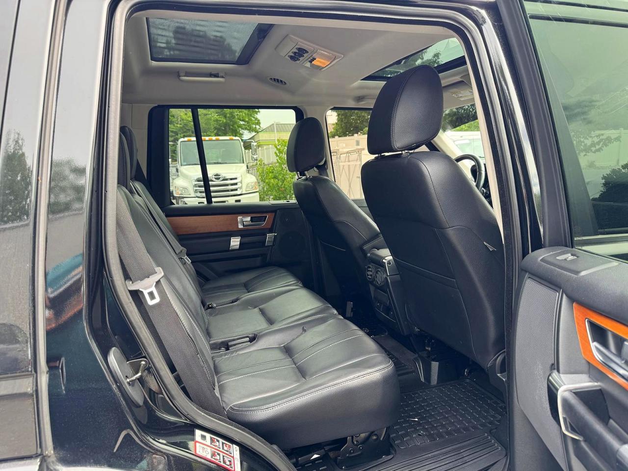 2015 LAND ROVER LR4