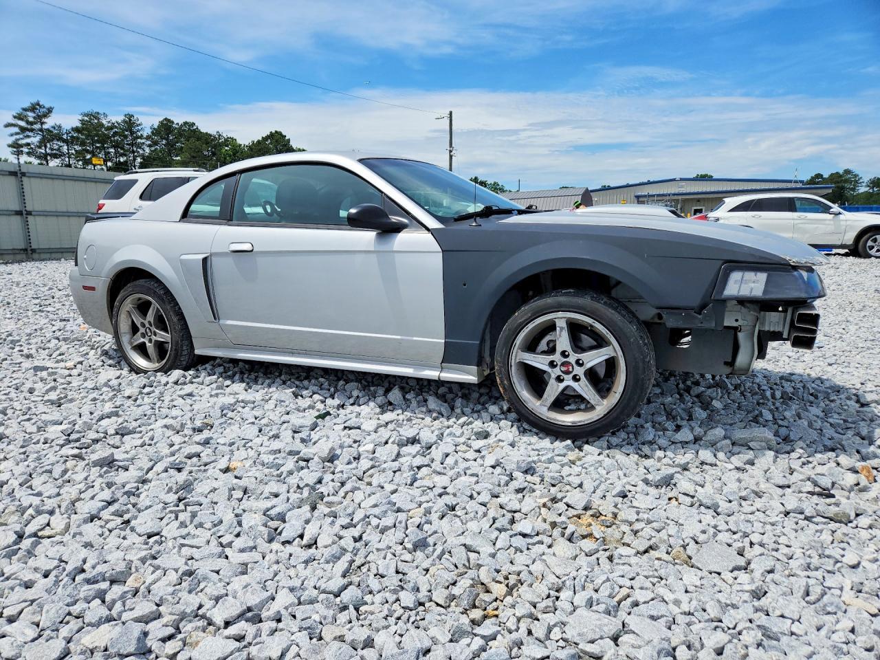 2004 FORD MUSTANG