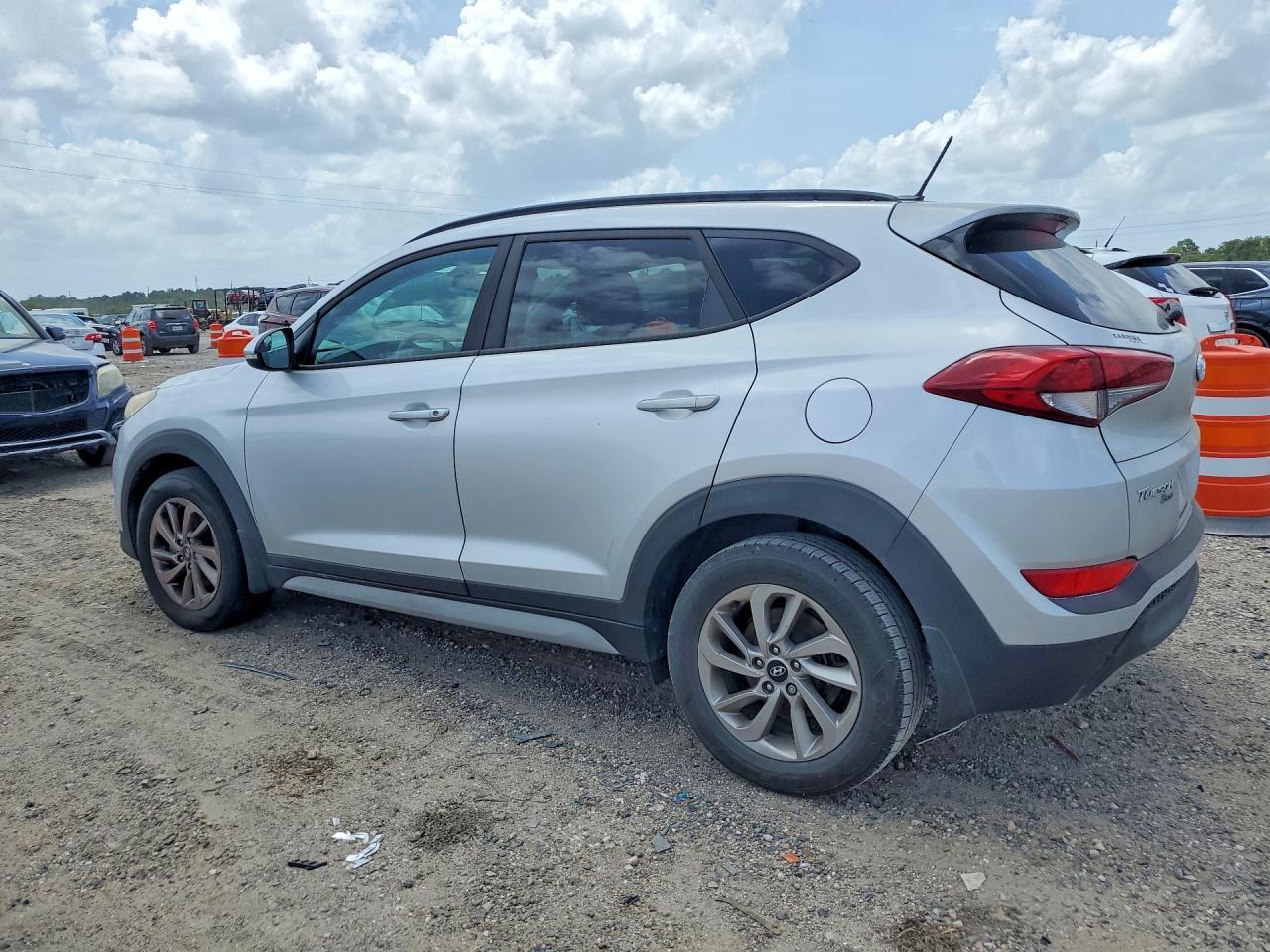 2017 HYUNDAI TUCSON