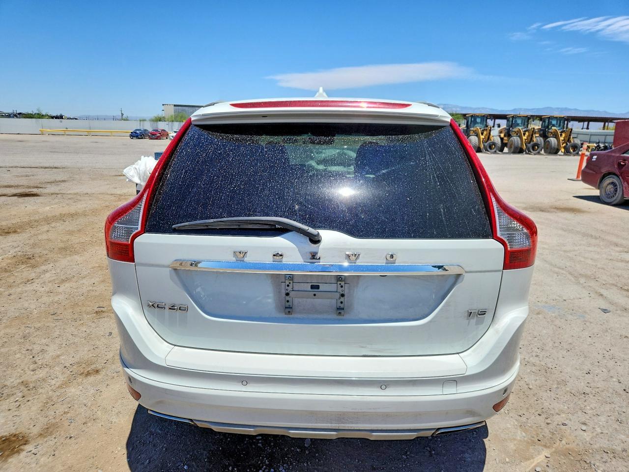 2016 VOLVO XC60