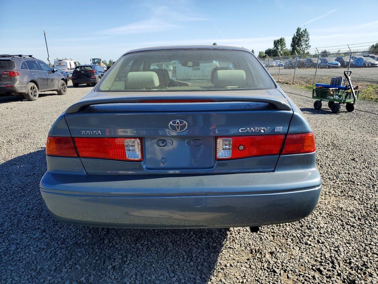 2000 TOYOTA CAMRY