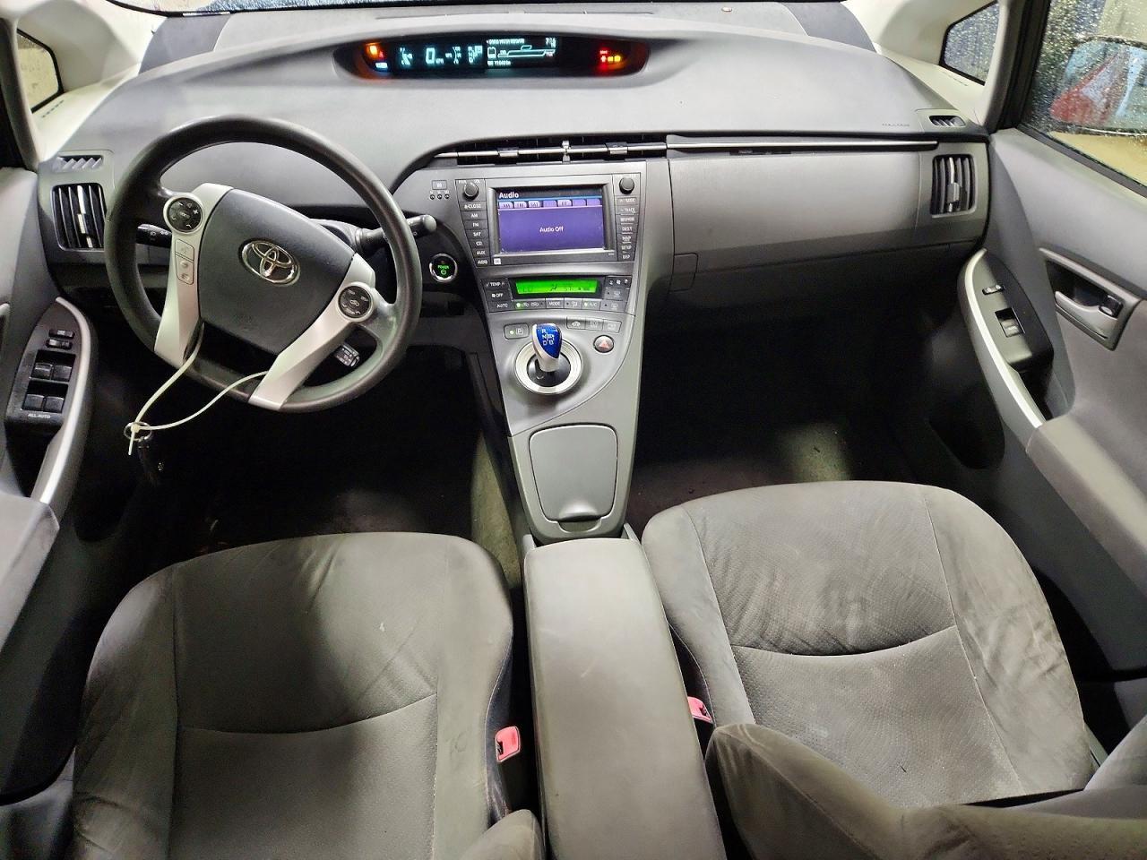 2010 TOYOTA PRIUS