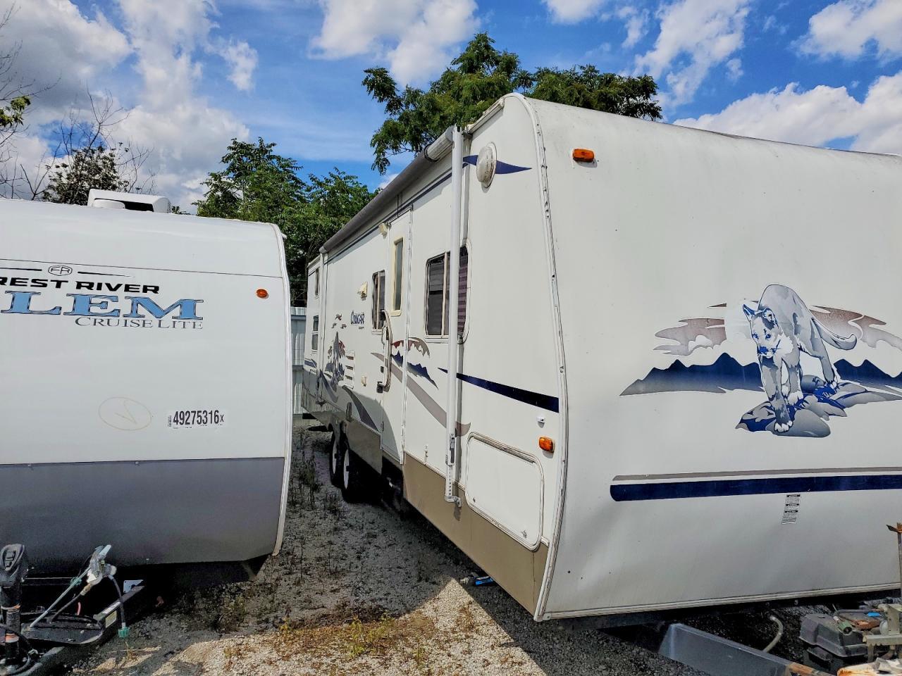 2005 KEYSTONE cougar