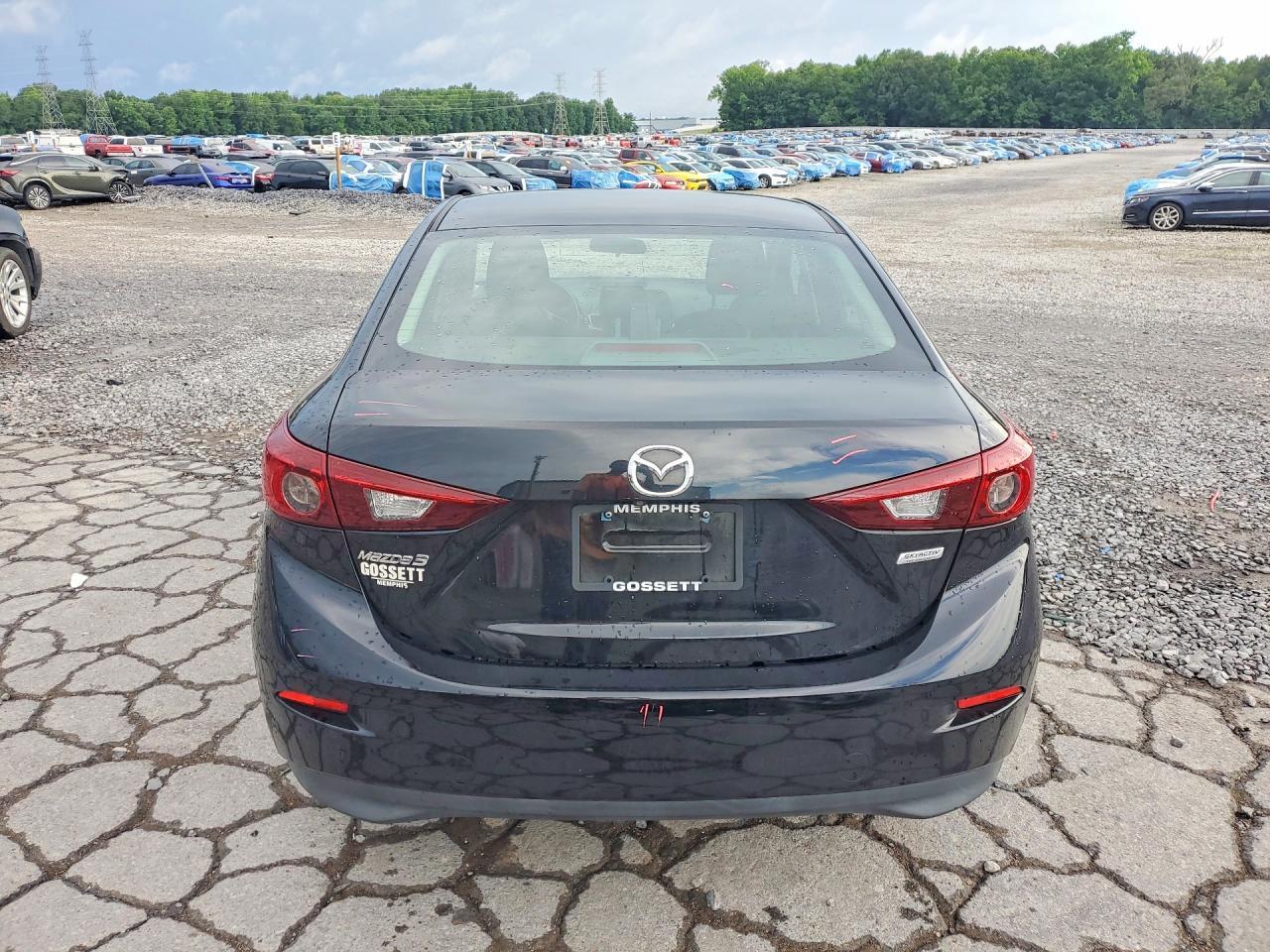 2018 MAZDA 3