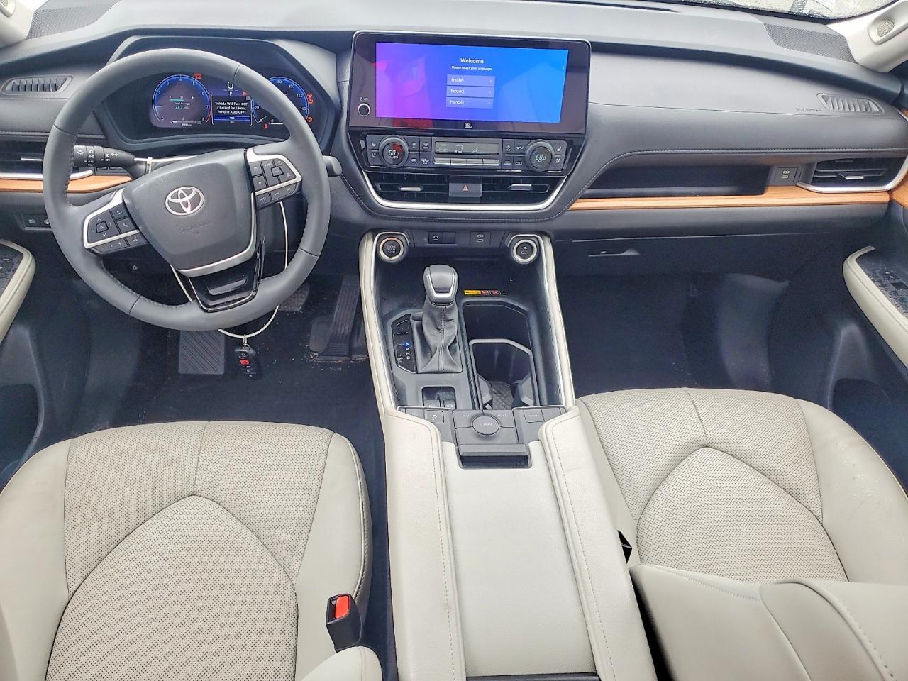 2026 TOYOTA HIGHLANDER