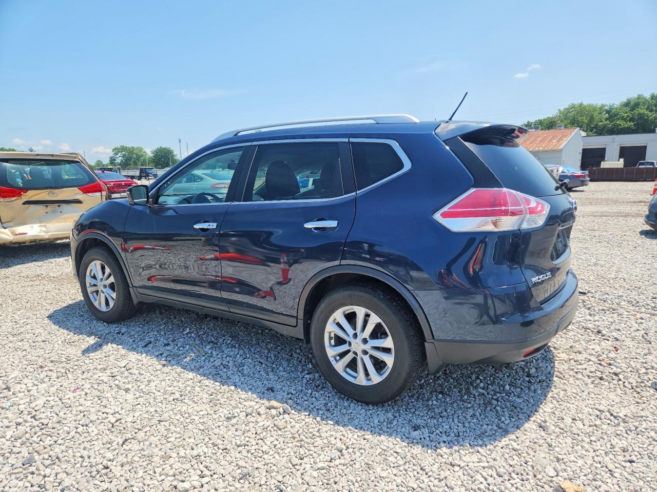 2016 NISSAN ROGUE