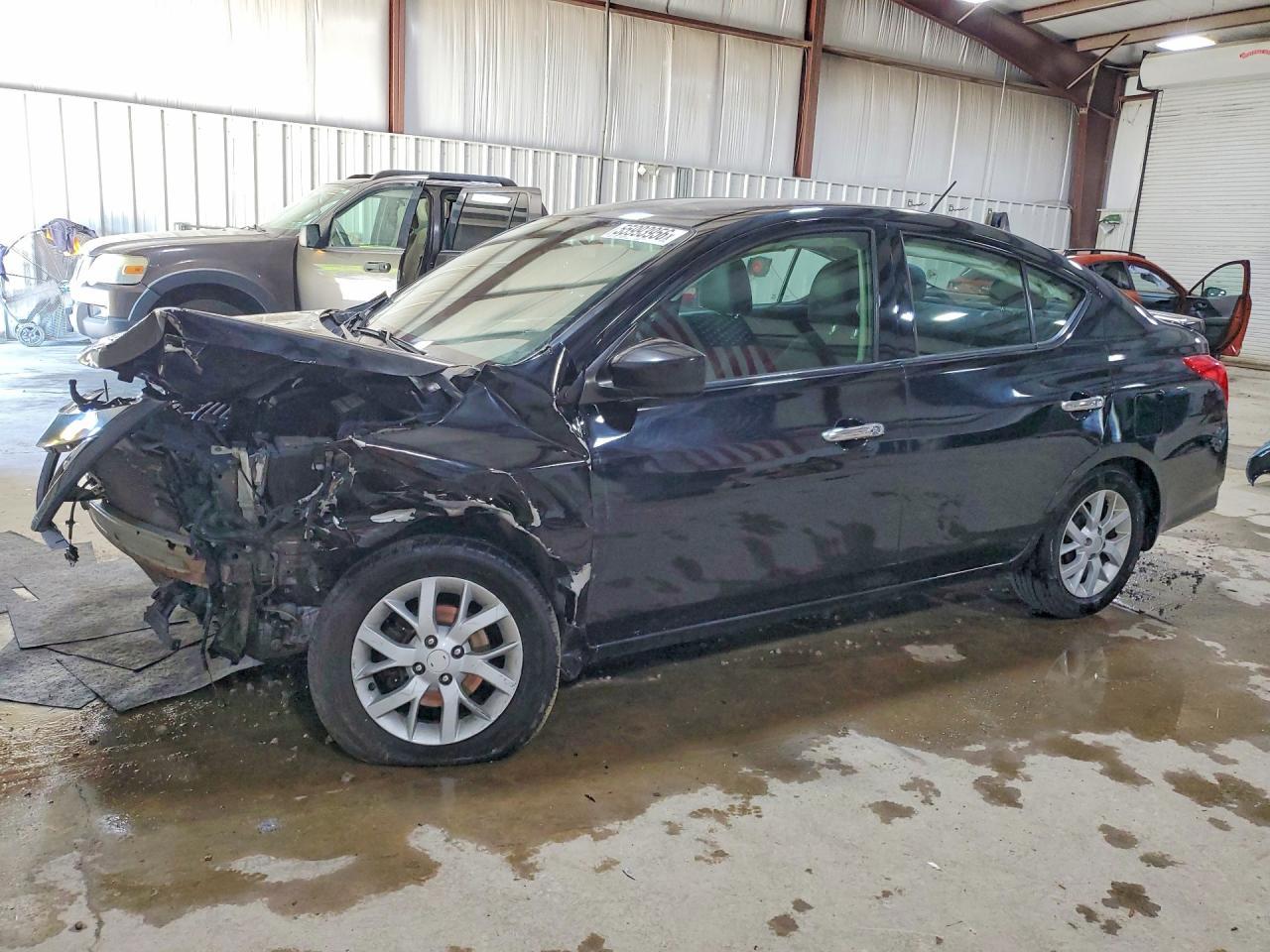 2019 NISSAN VERSA