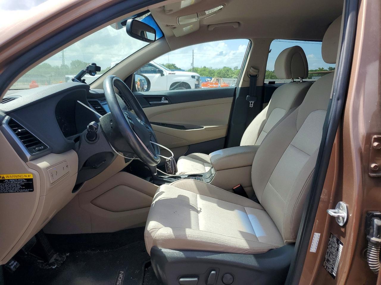 2016 HYUNDAI TUCSON