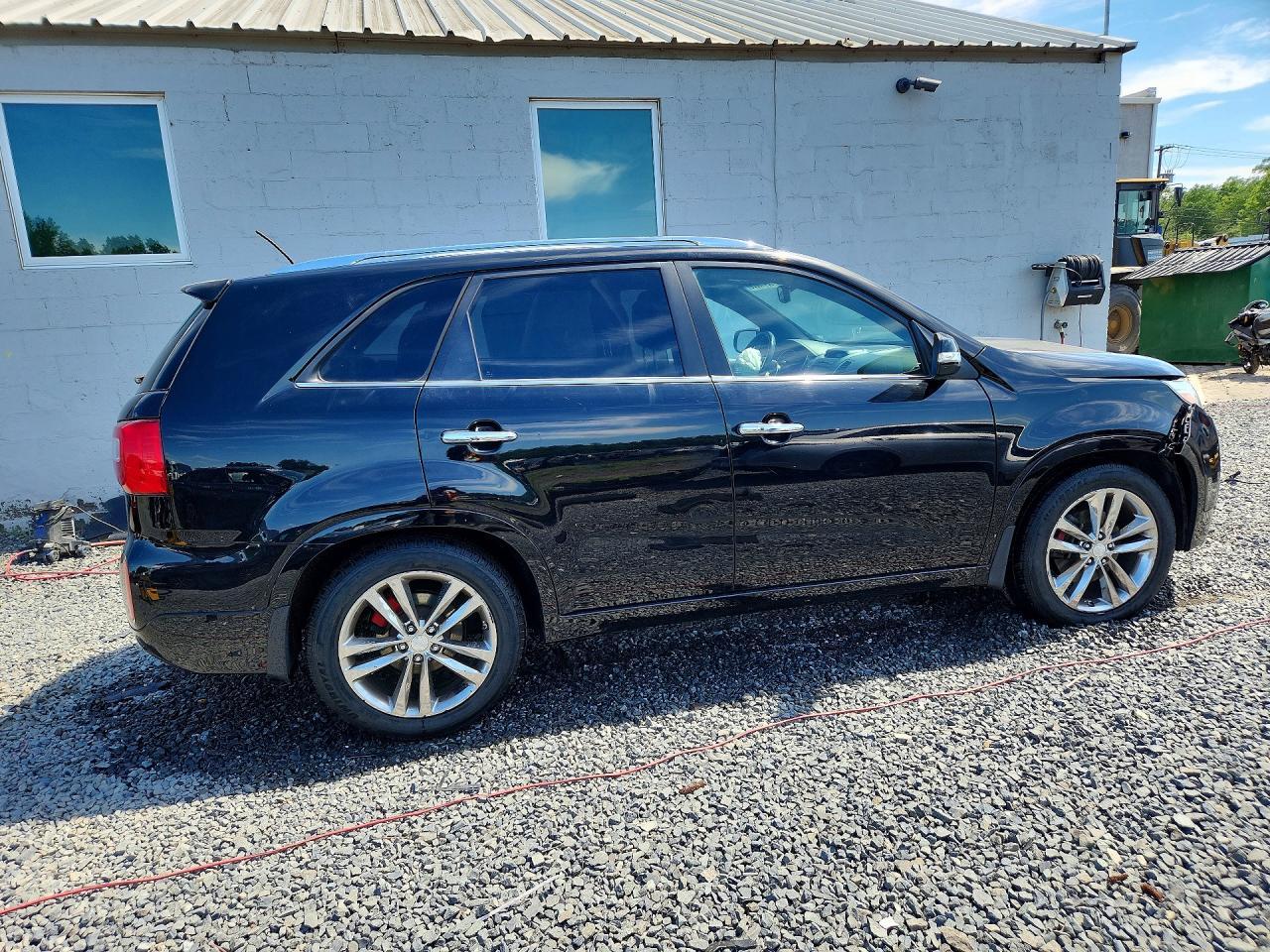 2014 KIA SORENTO