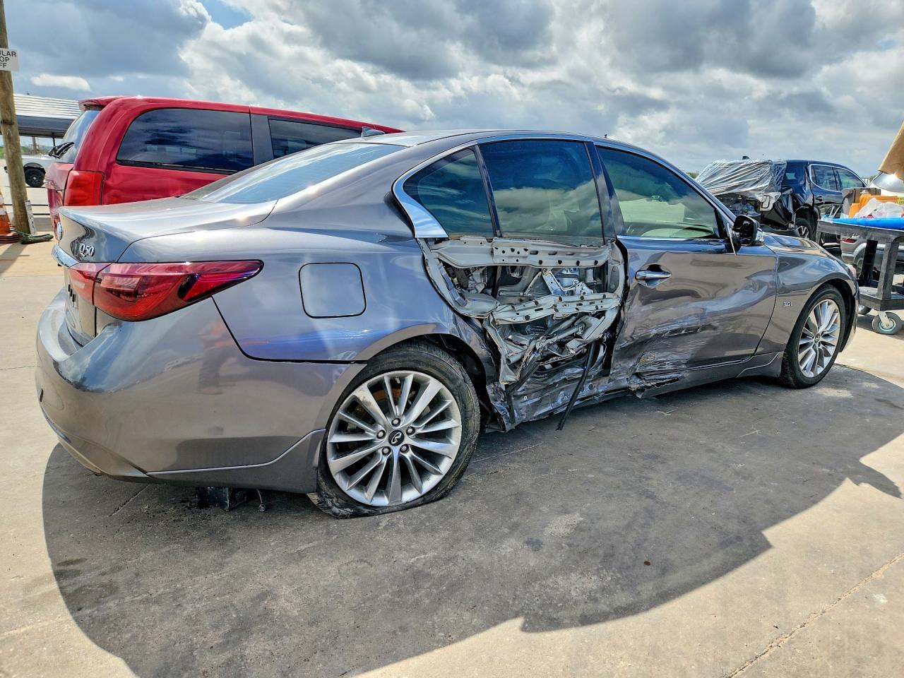 2018 INFINITI Q50