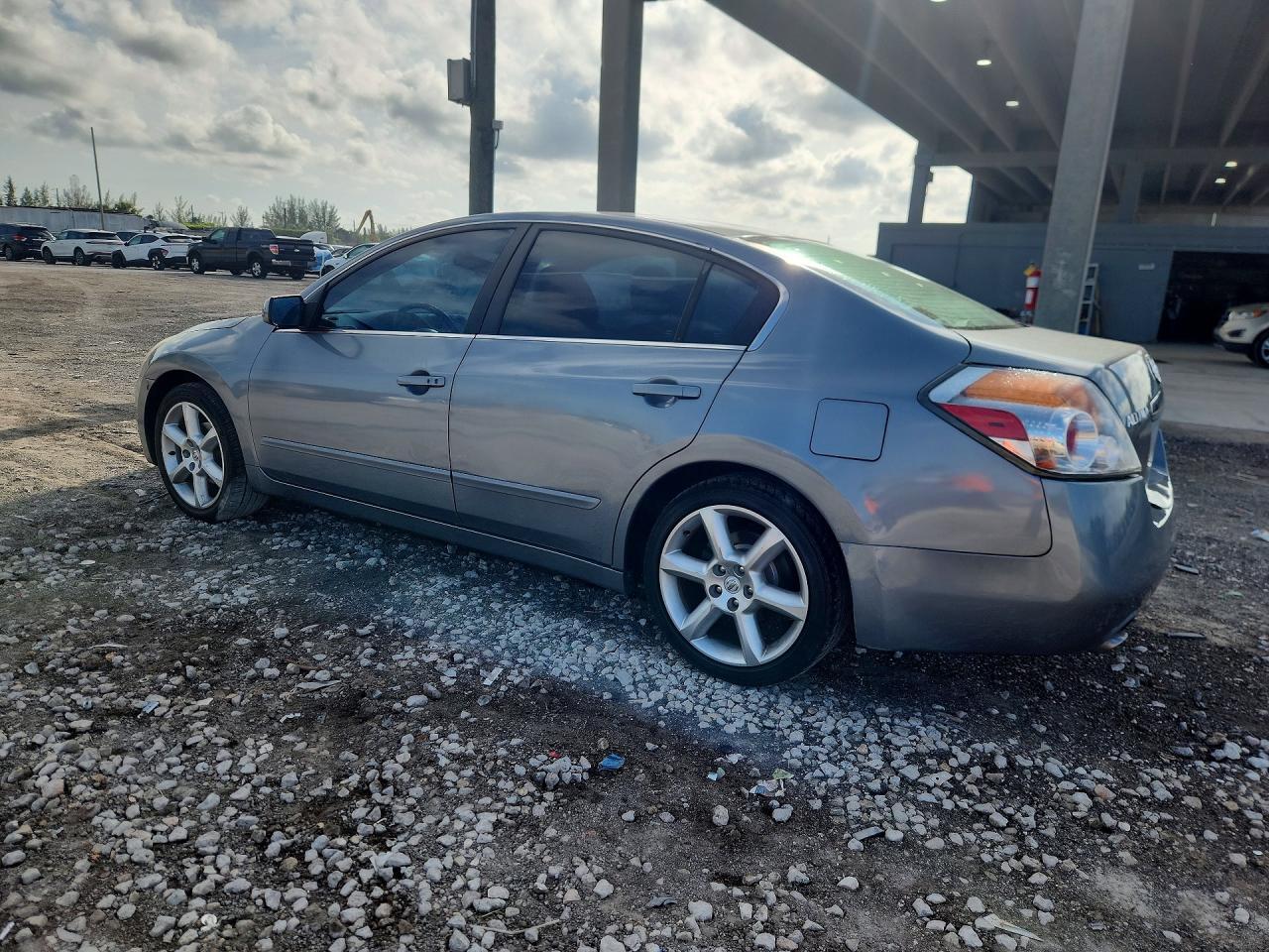 2009 NISSAN ALTIMA