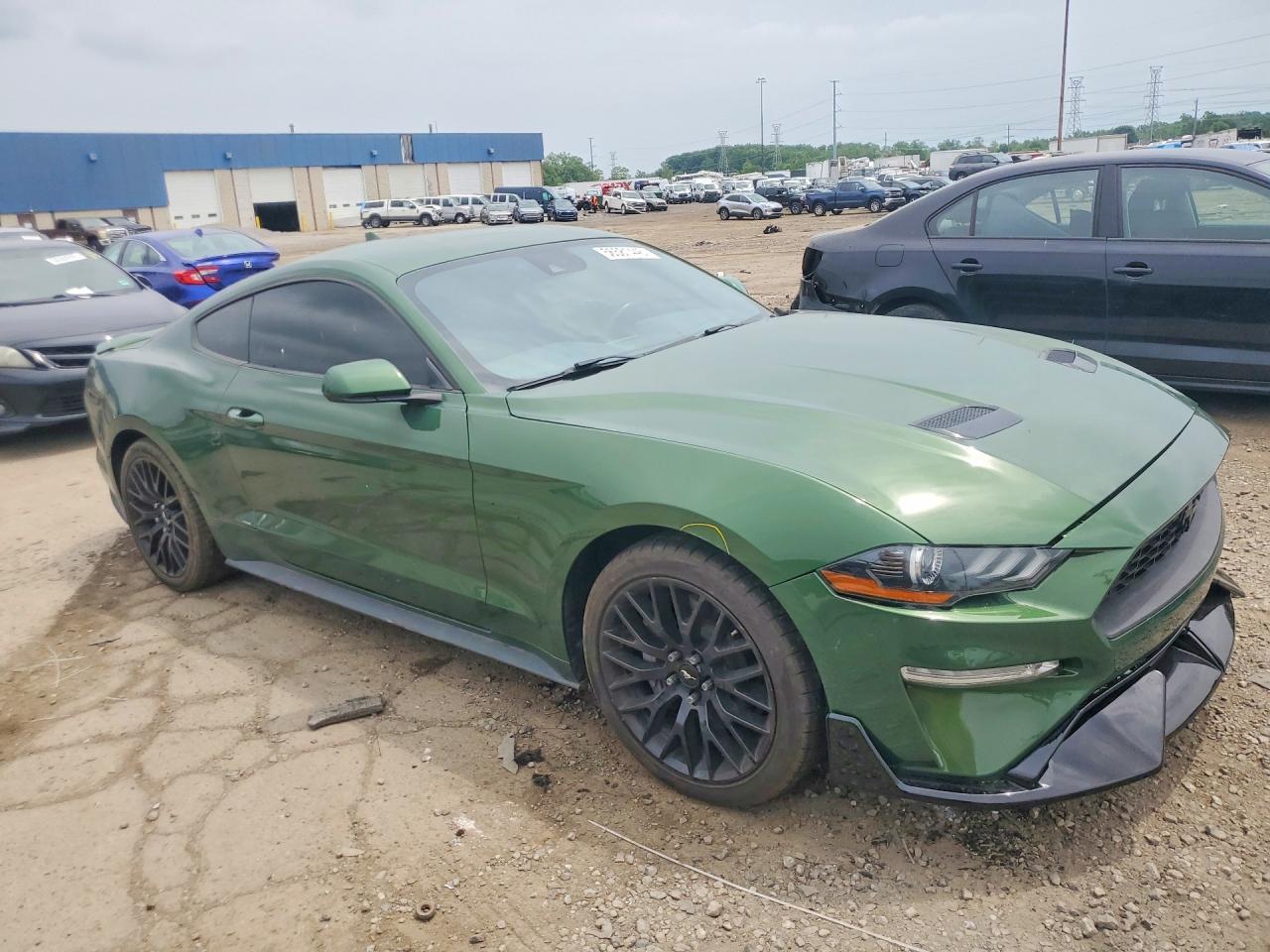 2022 FORD MUSTANG