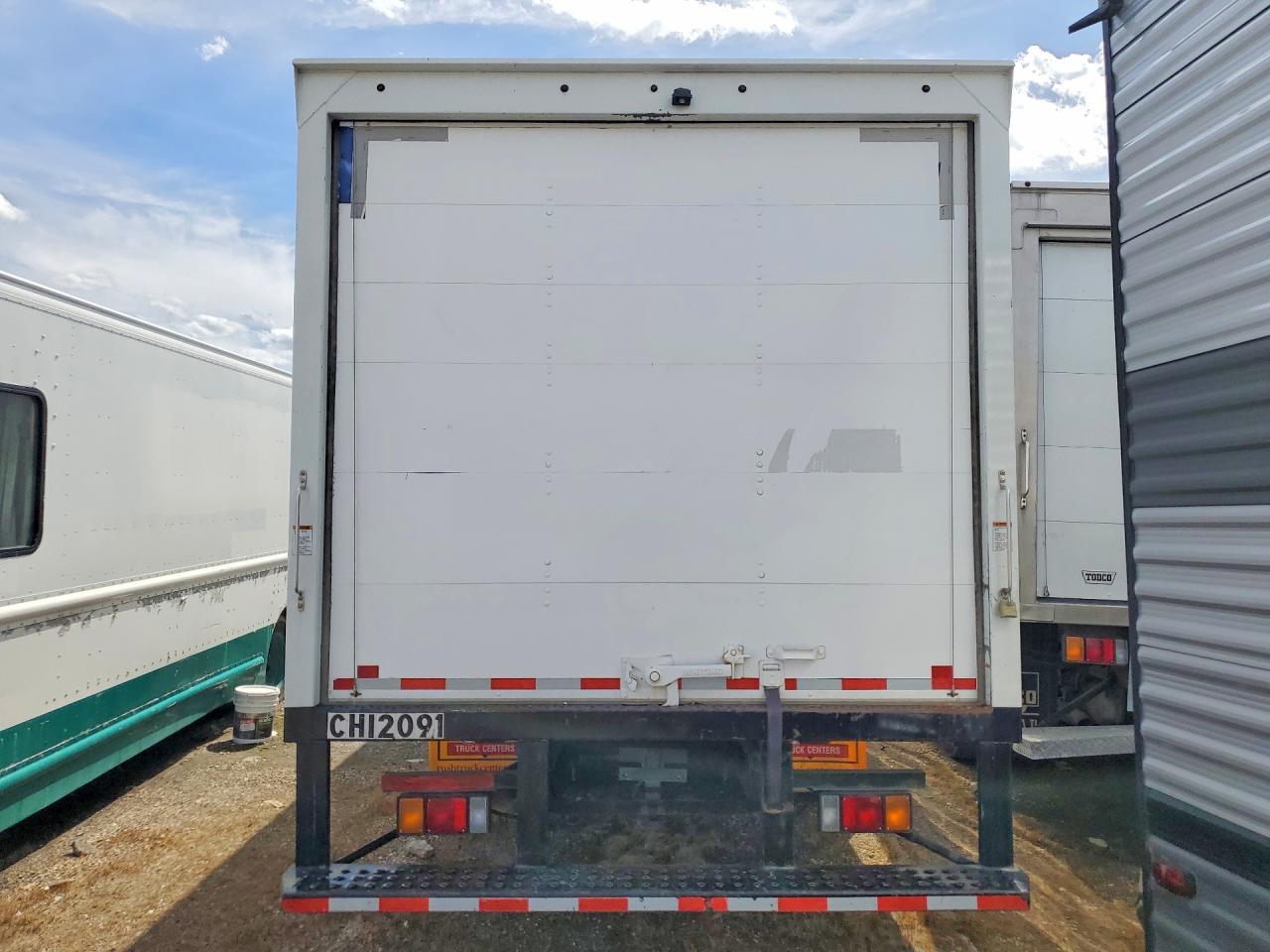 2022 ISUZU NRR