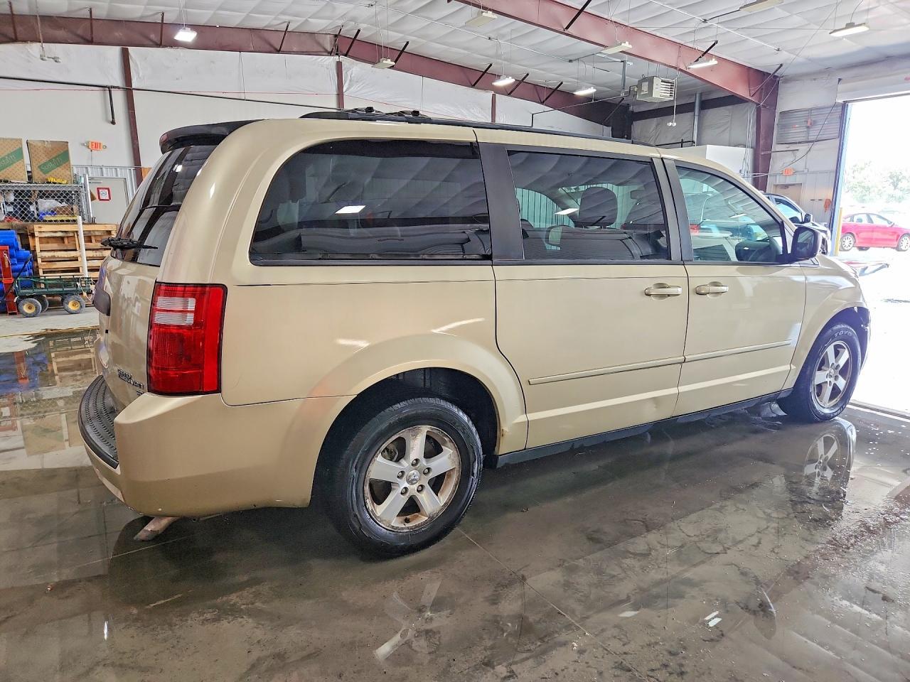2010 DODGE GRAND CARAVAN
