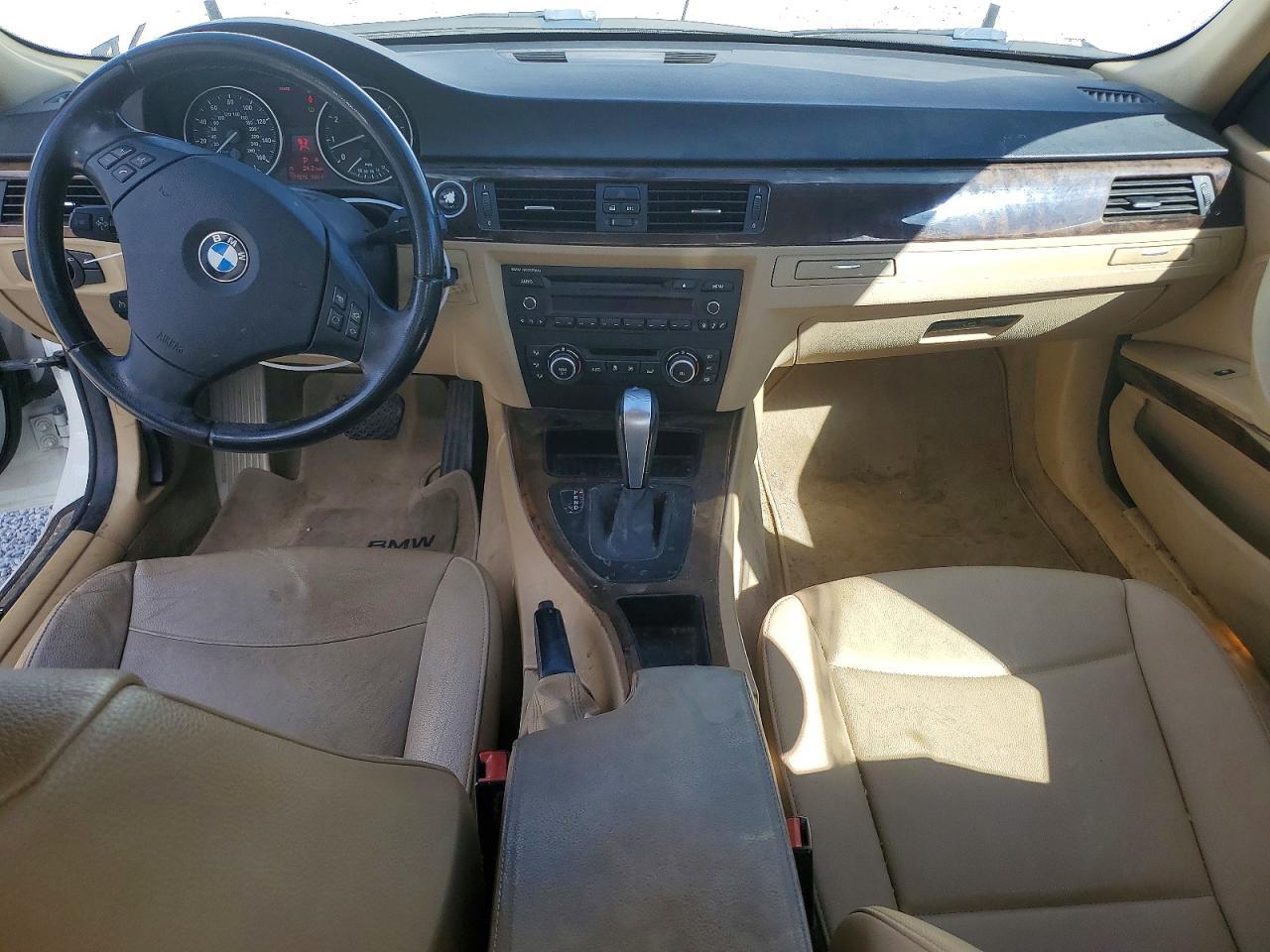 2011 BMW 3 SERIES