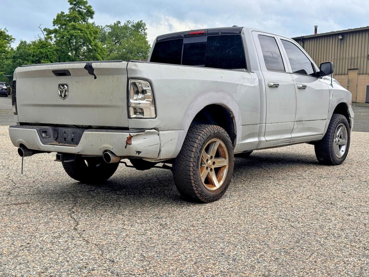 2011 DODGE RAM 1500
