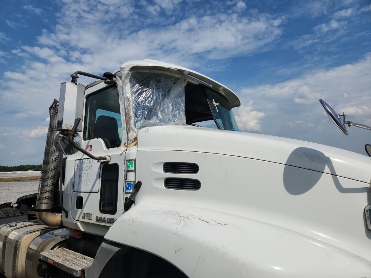 2017 MACK 600 Rd600