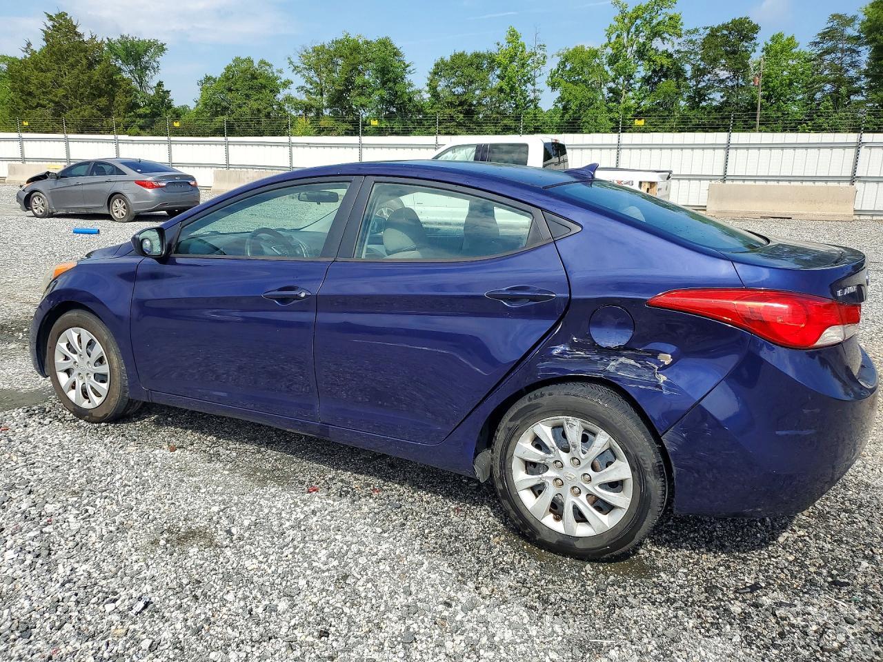 2011 HYUNDAI ELANTRA