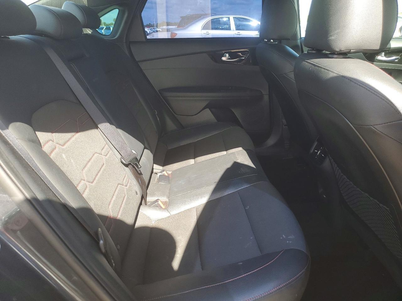 2024 KIA FORTE
