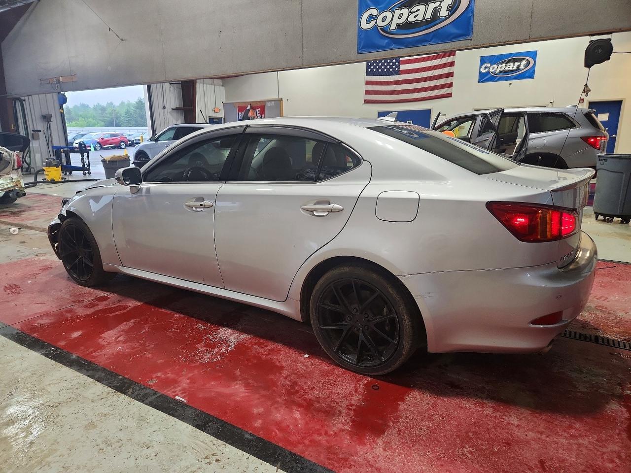 2009 LEXUS IS 250